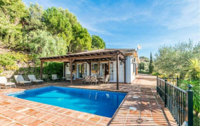 Cortijo De La Abuela, Competa